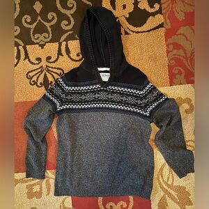 Urban Pipeline Hooded Sweater
